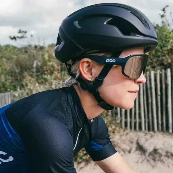 Lunettes De Soleil Sport POC ASPIRE URANIUM BLACK VIOLET GOLD MIRROR 22 Noir 5 Lunettes De Soleil Sport POC ASPIRE URANIUM BLACK VIOLET GOLD MIRROR 22 Noir – Image 5